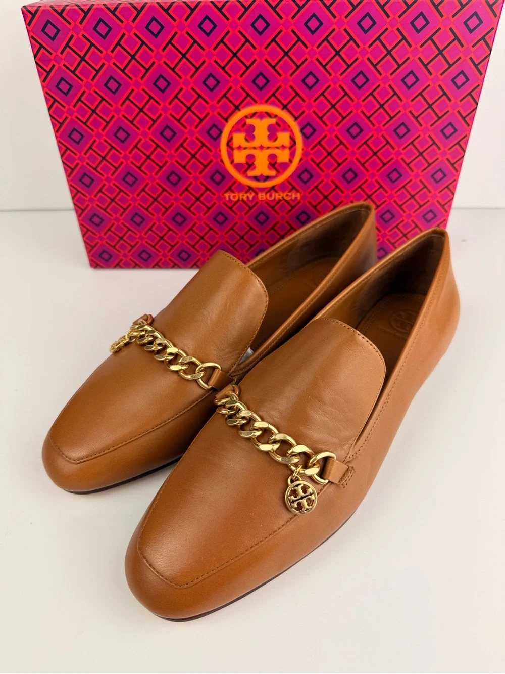 Tory Burch Mini Benton Charm Loafers Ambra Brown Leather Gold Chain Size 9